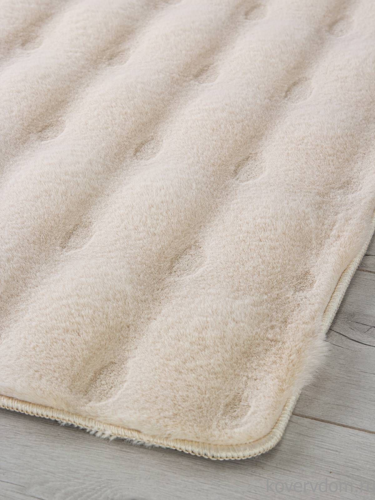 Ковер из искусственного меха BUBBLE PX1000 L.BEIGE