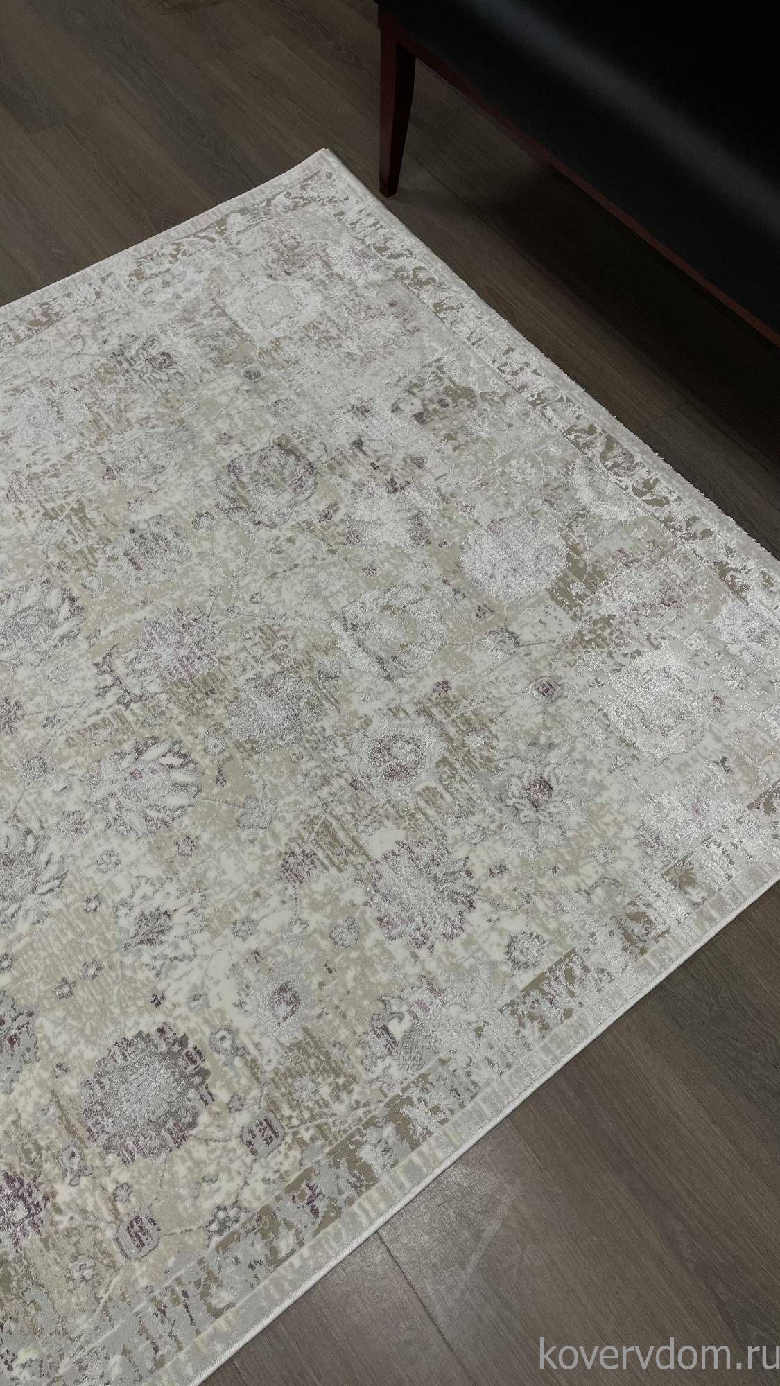 Ковер LILY 9312A S.WHITE / P.LILAC